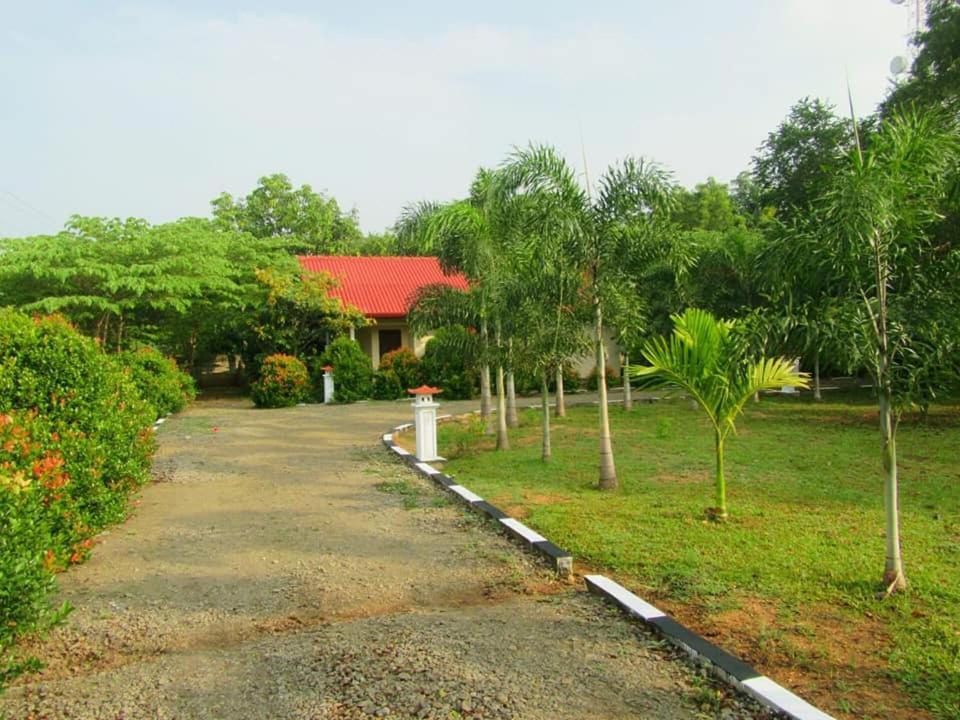 Hotel Tree Garden Wilpaththu Nochchiyagma Anuradhapura Nochchiyagama Dış mekan fotoğraf
