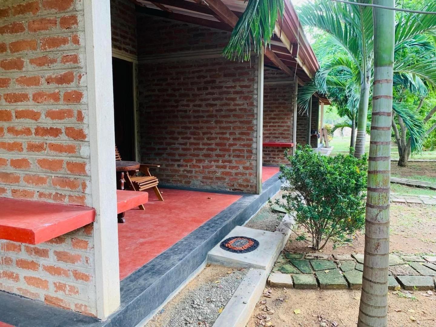 Hotel Tree Garden Wilpaththu Nochchiyagma Anuradhapura Nochchiyagama Dış mekan fotoğraf
