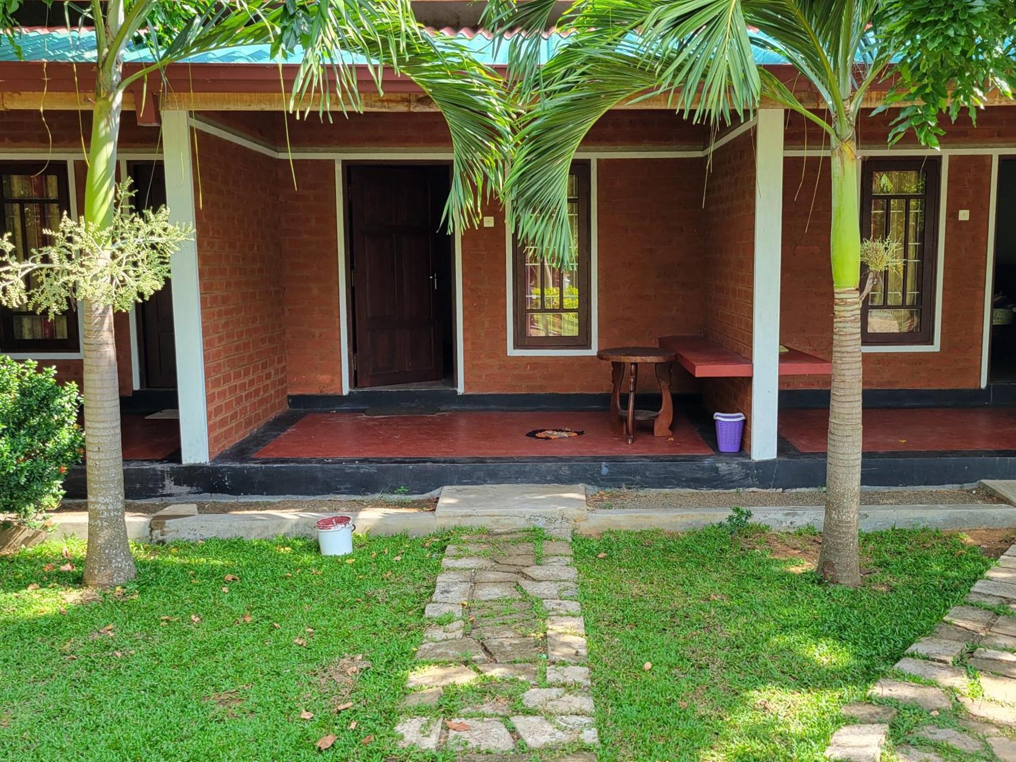 Hotel Tree Garden Wilpaththu Nochchiyagma Anuradhapura Nochchiyagama Dış mekan fotoğraf